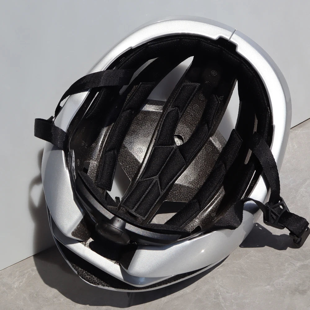 Capacete AeroShield Pro