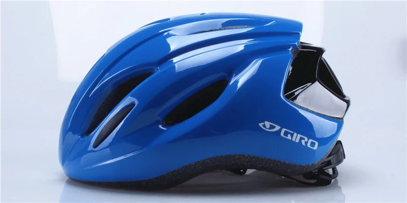 Capacete Giro StreetGuard ABS